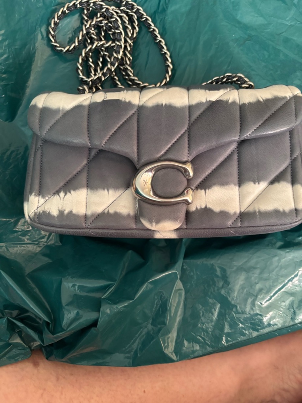 Quilted Tie-Dye Crossbody Bag in Silver and White with Chain Strap